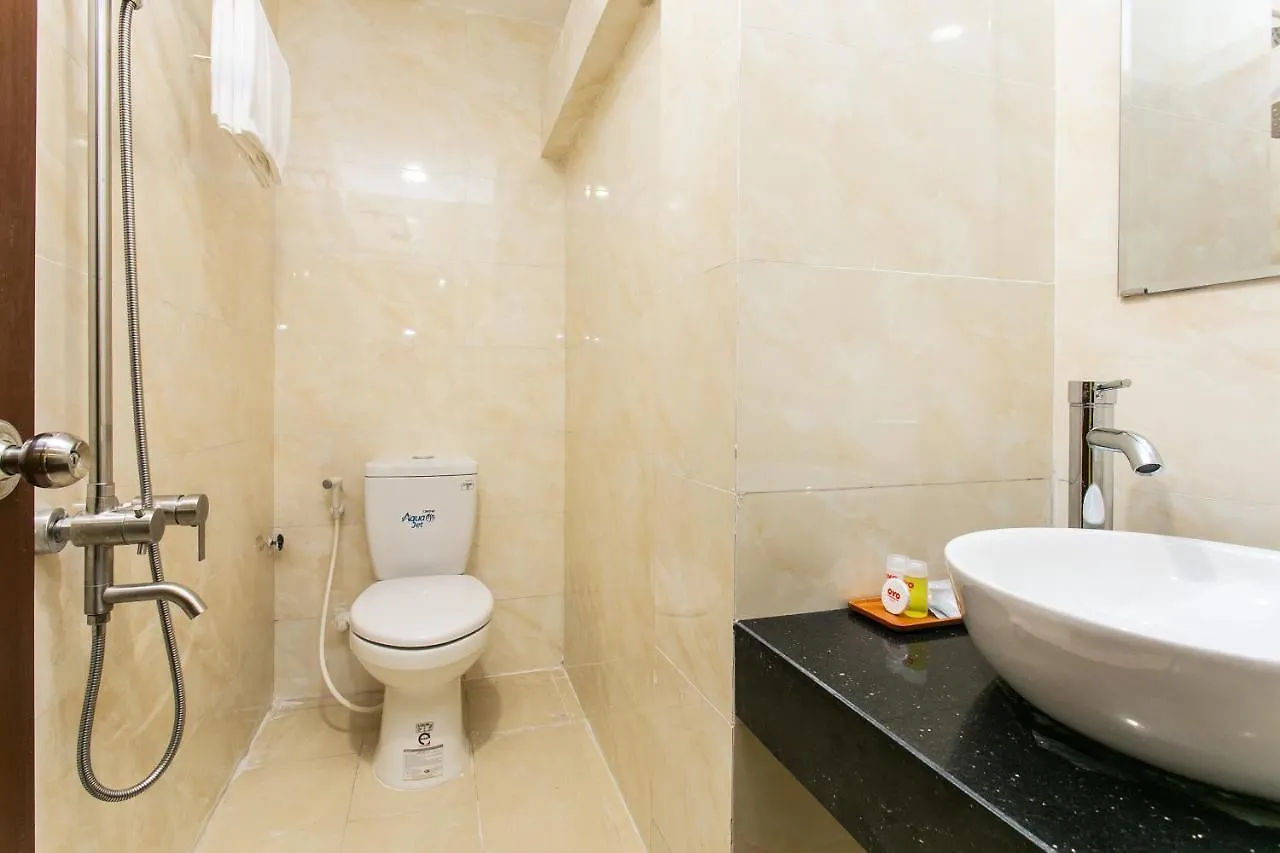 Oyo 658 Euro Gold House And Coffee Hotel Da Nang 2*,