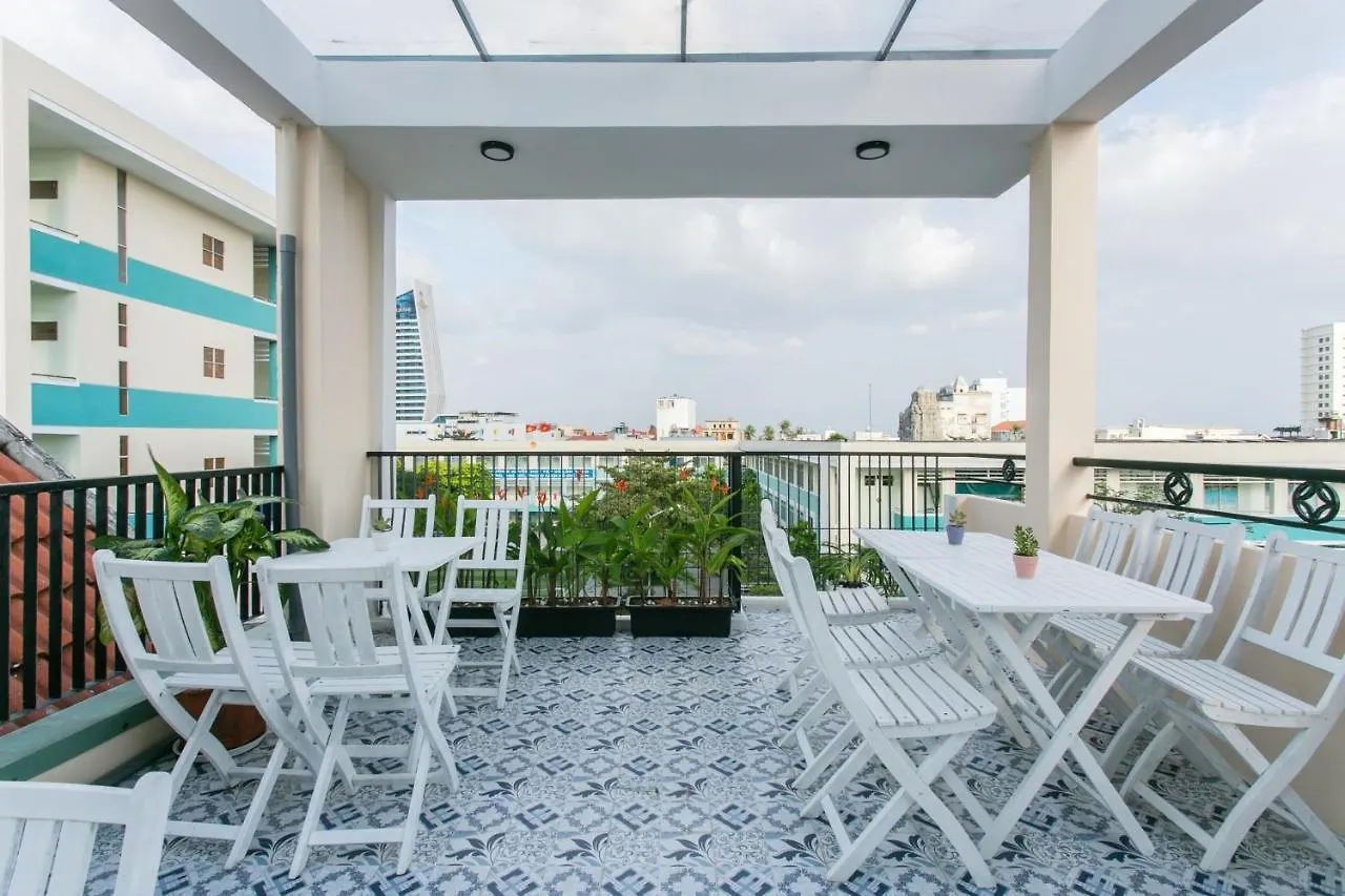 Oyo 658 Euro Gold House And Coffee Hotel Da Nang